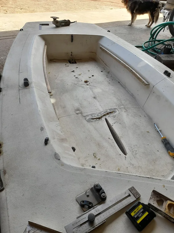 Recuperación casco yacht Láser 2