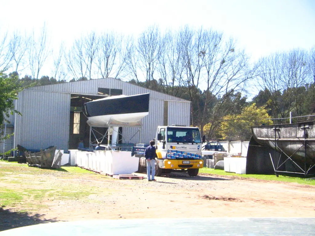 Yacht RAYO mantenimiento por CONAVRE